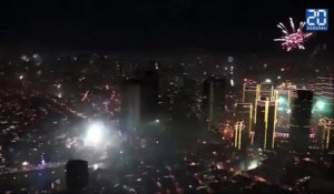 Énorme feu d'artifice à Manilles pour le nouvel an