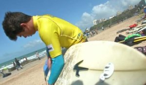 SURF - SOCIETE : Le bac à son épreuve de surf