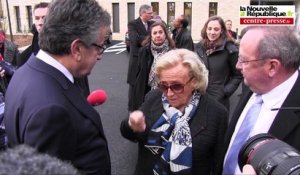 VIDEO. Echange au CHU de Poitiers entre Bernadette Chirac et Alain Claeys à propos de la LGV Poitiers Limoges
