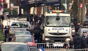 Attentats à Paris : quatre hommes mis en examen et écroués