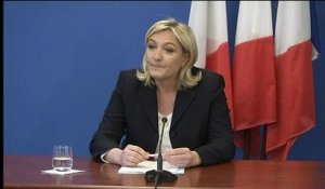 Le Pen tacle les conférences aux "montants exorbitants" de Sarkozy