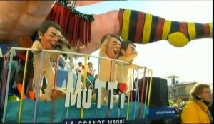 Italie : Merkel, Renzi, le pape, les énormes caricatures du carnaval de Viareggio