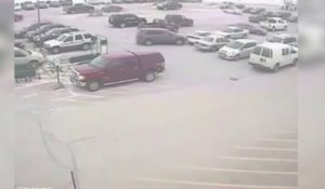 Un homme de 92 ans percute 9 voitures sur un parking