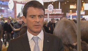 Valls profite du Salon de l'agriculture pour tenter de contrer le FN