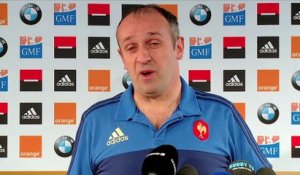 XV de France - PSA : ''Il faut un groupe de 40 ou 50 joueurs''