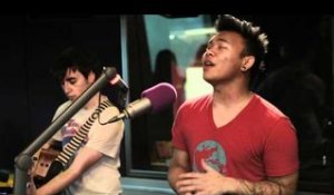 AJ Rafael sings Without You live in the hitz.fm studio with JinnyBoyTV