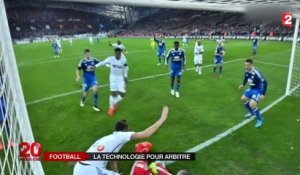 Football : la LFP annonce l'introduction de la "goal line technology"