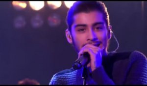 Zayn Malik : malgré son départ, il remercie les One Direction aux Asian Awards (video)