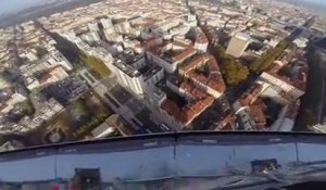 Saut illégal en BASE Jump depuis la tour Incity à Lyon