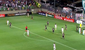 Libertadores - Carioca qualifie Mineiro sur une superbe demi-volée