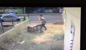 La vidéo choc : Deux policiers israéliens frappent un soldat d'origine éthiopienne