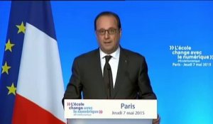 Hollande défend la réforme des collèges avec la création de 4 000 postes à la rentrée 2016