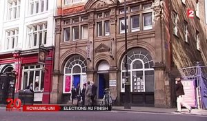 Législatives en Grande-Bretagne : les électeurs inquiets à la sortie des urnes