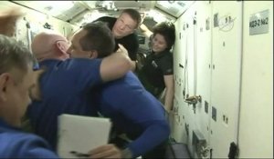 Les astronautes de la Station spatiale internationale en route vers la terre