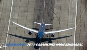 Un Boeing 787-9 réalise un décollage à la verticale