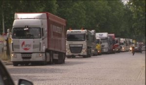 Manifestation des transporteurs routiers: 400 camions pour dire non à la taxe kilométrique