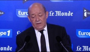 "Le Drian : "il faut lutter contre le trafic de migrants"