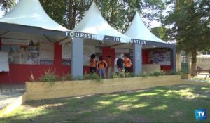 Un nouvel espace d'accueil touristique a pris place devant la Cité de Carcassonne :