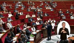 Ecoutes de la NSA : devant les députés, Valls réclame "un code de bonne conduite"