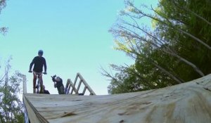 Nouvelle figure en BMX - Premier Quad Backflip réussi -  Jed Mildon