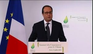 Accord sur le climat : "Nous avons besoin de tous", rappelle François Hollande