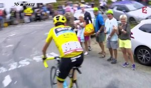 Tour de France : Les bras d'honneur d'un spectateur à Froome