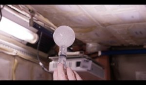 Dissoudre une pastille effervescente dans l'espace - Expérience ISS NASA
