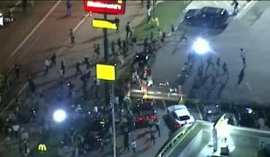 Ferguson : nuit d'affrontements entre police et manifestants