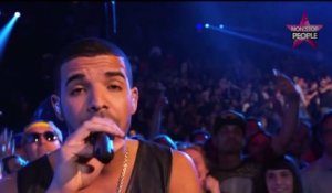 Drake premier artiste disque de platine en 2015