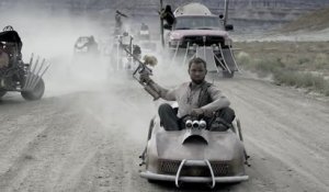 Mad Max en mode GoKart et PaintBall avec Devin SuperTramp