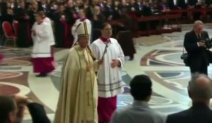 Le pape François demande aux prêtres de pardonner l’avortement