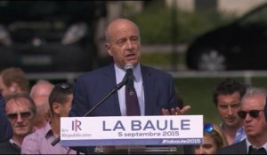 Migrants : "L'émotion ne doit pas exclure le sang froid", estime Alain Juppé