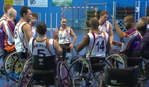 VIDEO. Le basket fauteuil, un moyen de décompresser et s'amuser