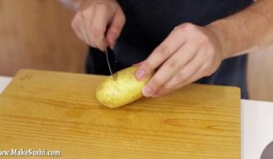 Astuce très simple pour peler une pomme de terre ! Génial !
