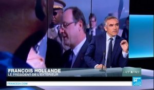François Hollande : le président de l'extérieur