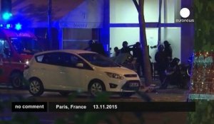 Attentats à Paris : scène de guerre en pleine rue