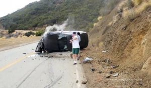 Accident d'une BMW sur une route de montagne