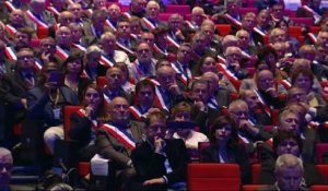 Hollande appelle à une large coalition, avec Moscou et Washington, contre Daech