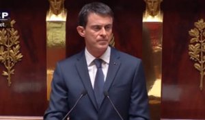 Manuel Valls avertit d'un «risque d'armes chimiques et bactériologiques»