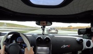 Course entre deux bolides sur une autoroute allemande à 360 km/h