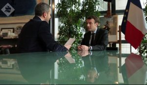 Emmanuel Macron revient sur les attentats - Le Supplément du 29/11 - CANAL+