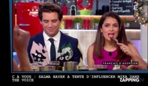 C à Vous : Salma Hayek a tenté d'influencer Mika dans The Voice