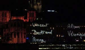 Lyon, l'hommage aux victimes durant la Fête des Lumières