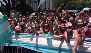 Le président argentin fête sa victoire en dansant