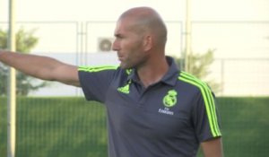 Foot - ESP - RM : Zidane et le respect du vestiaire