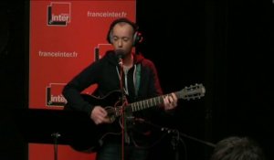 "Ils m'ont mis la fève dans la galette" : le rap de Frédéric Fromet