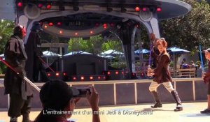 L'entrainement d'un mini Jedi à DisneyLand