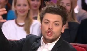 Kev Adams apprend le rap à Michel Drucker !