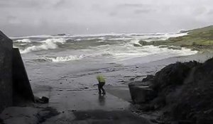Un couple de retraités emporté par les vagues a Portsall