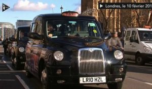 Le centre de Londres bloqué par 8.000 taxis en colère